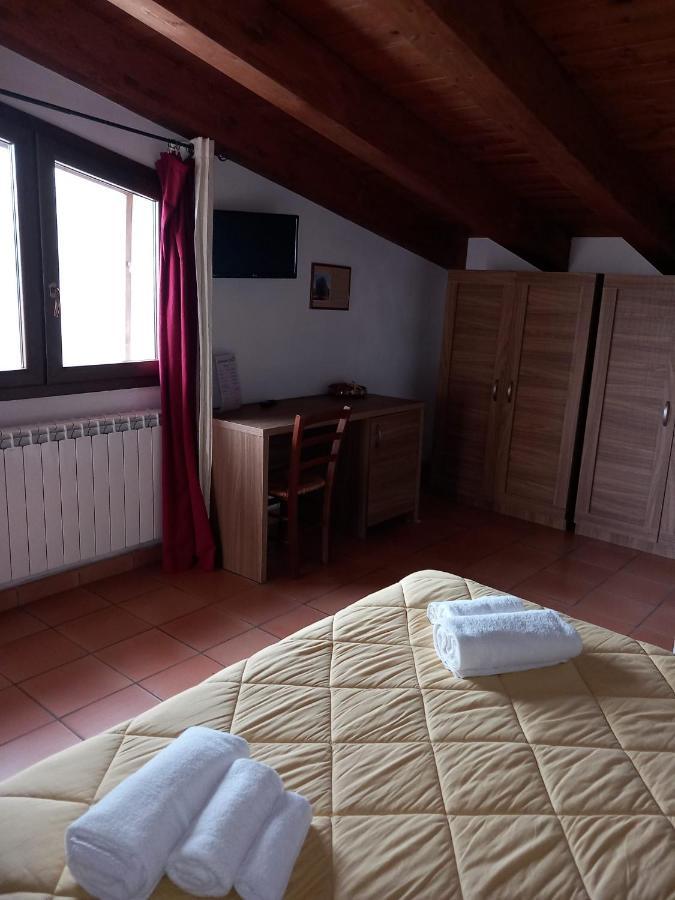 Agriturismo L'Ulivo Padula Zewnętrze zdjęcie