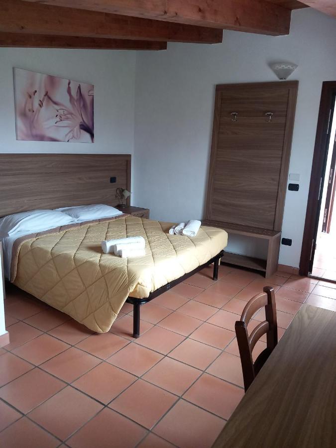 Agriturismo L'Ulivo Padula Zewnętrze zdjęcie