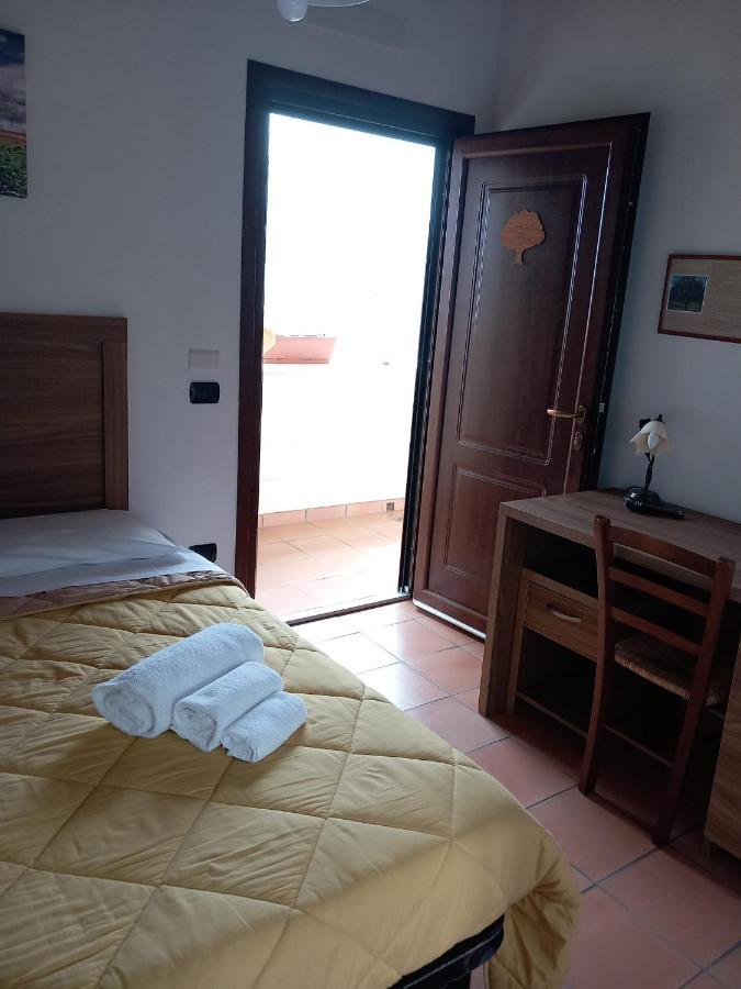 Agriturismo L'Ulivo Padula Zewnętrze zdjęcie