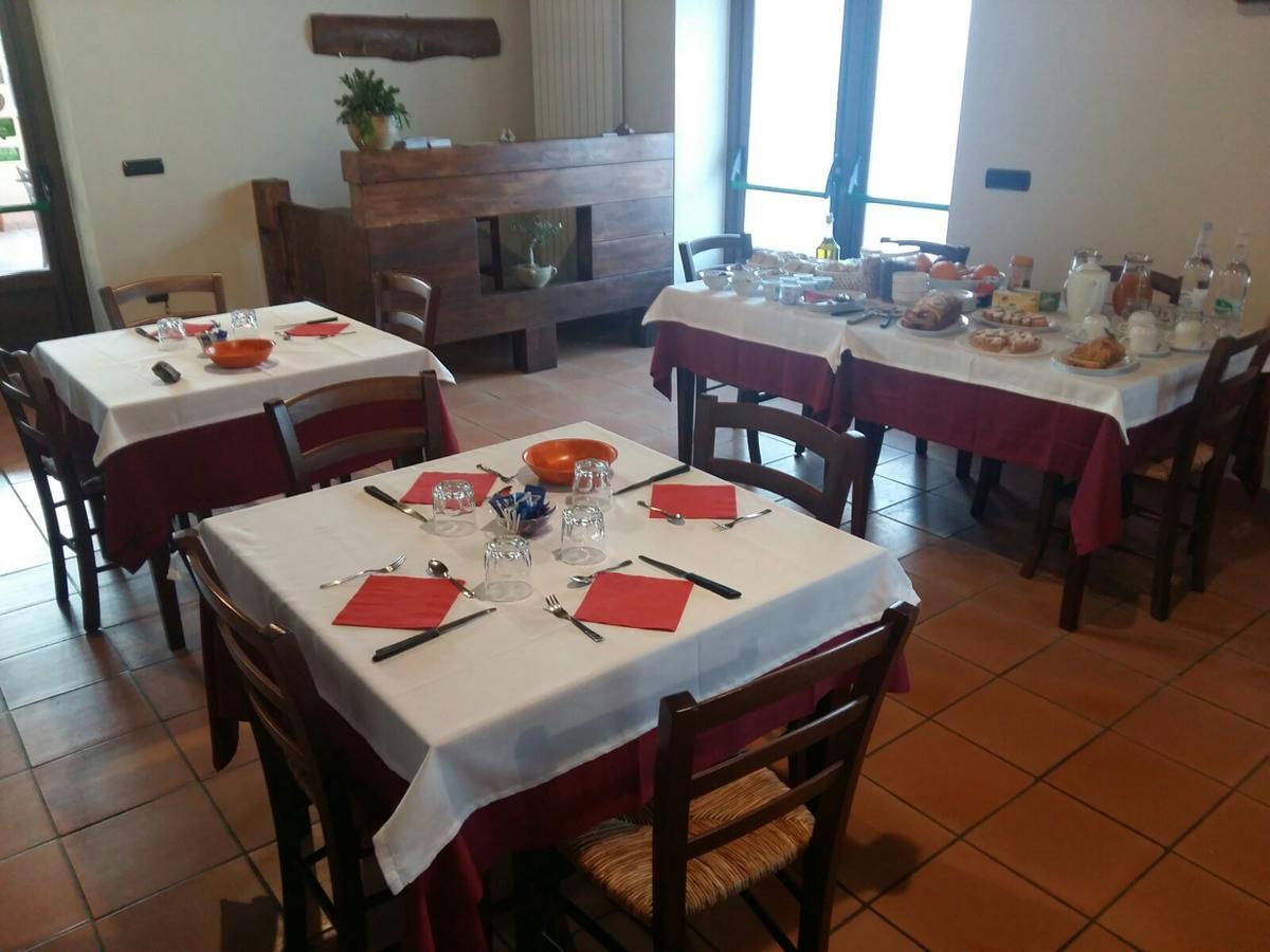 Agriturismo L'Ulivo Padula Zewnętrze zdjęcie