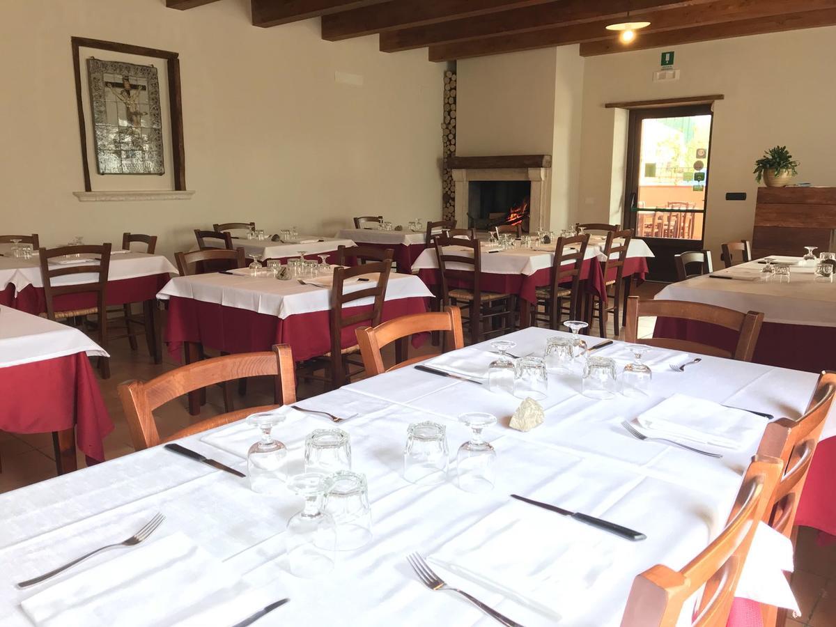 Agriturismo L'Ulivo Padula Zewnętrze zdjęcie